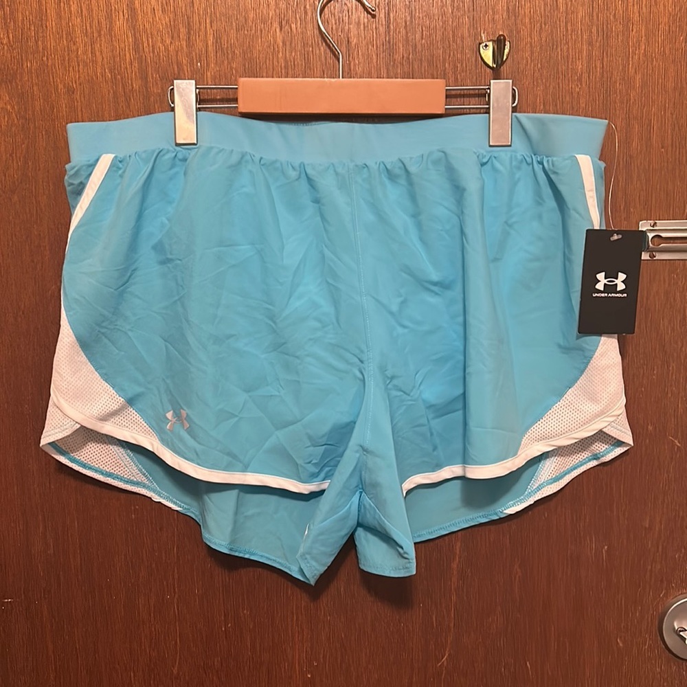 NWT Under Armour Loose Shorts